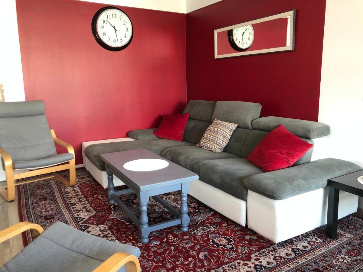 Bedinreims "Burgundy Bottle" 110M2 Exceptional, 4 Chambres Doubles, 2 Bain, Free Park & Wifi, Tout Equipe Екстериор снимка