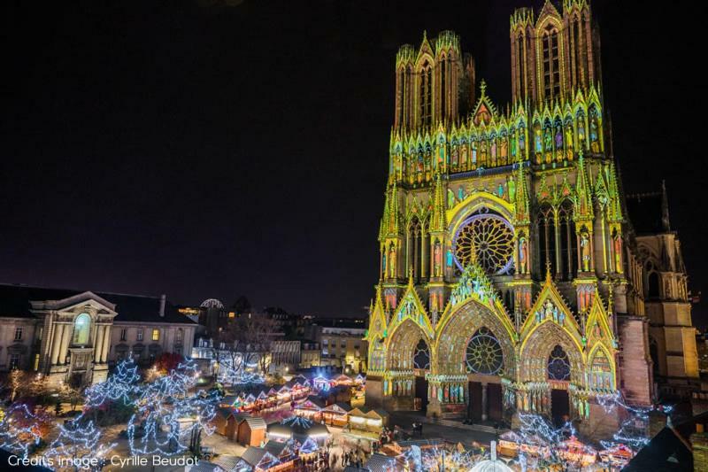 Bedinreims "Burgundy Bottle" 110M2 Exceptional, 4 Chambres Doubles, 2 Bain, Free Park & Wifi, Tout Equipe Екстериор снимка